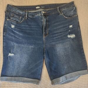 Old navy women's plus Bermuda shorts